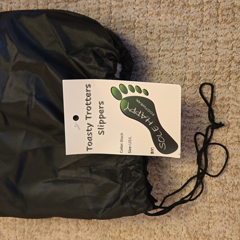 New Toasty Trotters Slippers -black size L